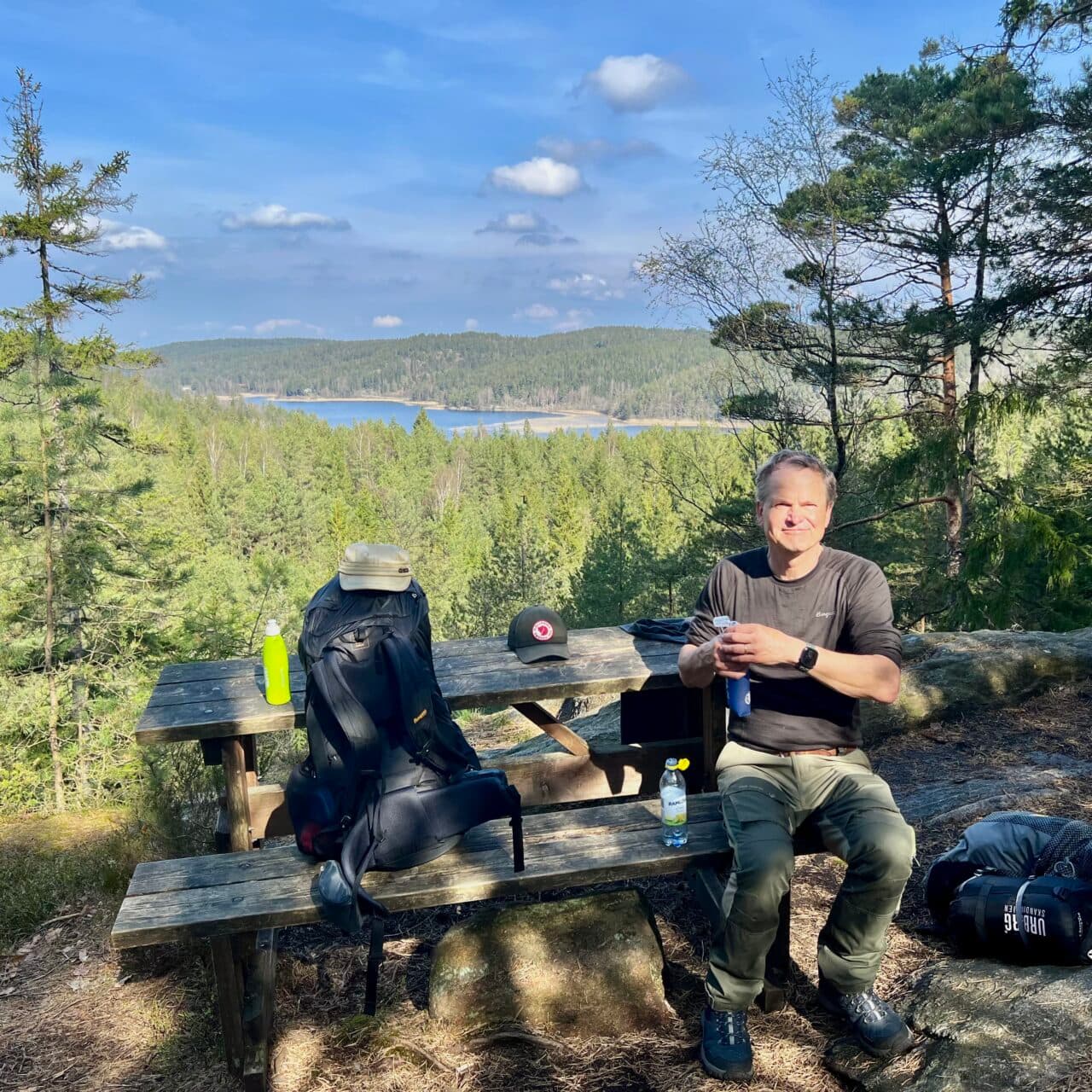 Utsiktspunkten med vy över Ålevatten