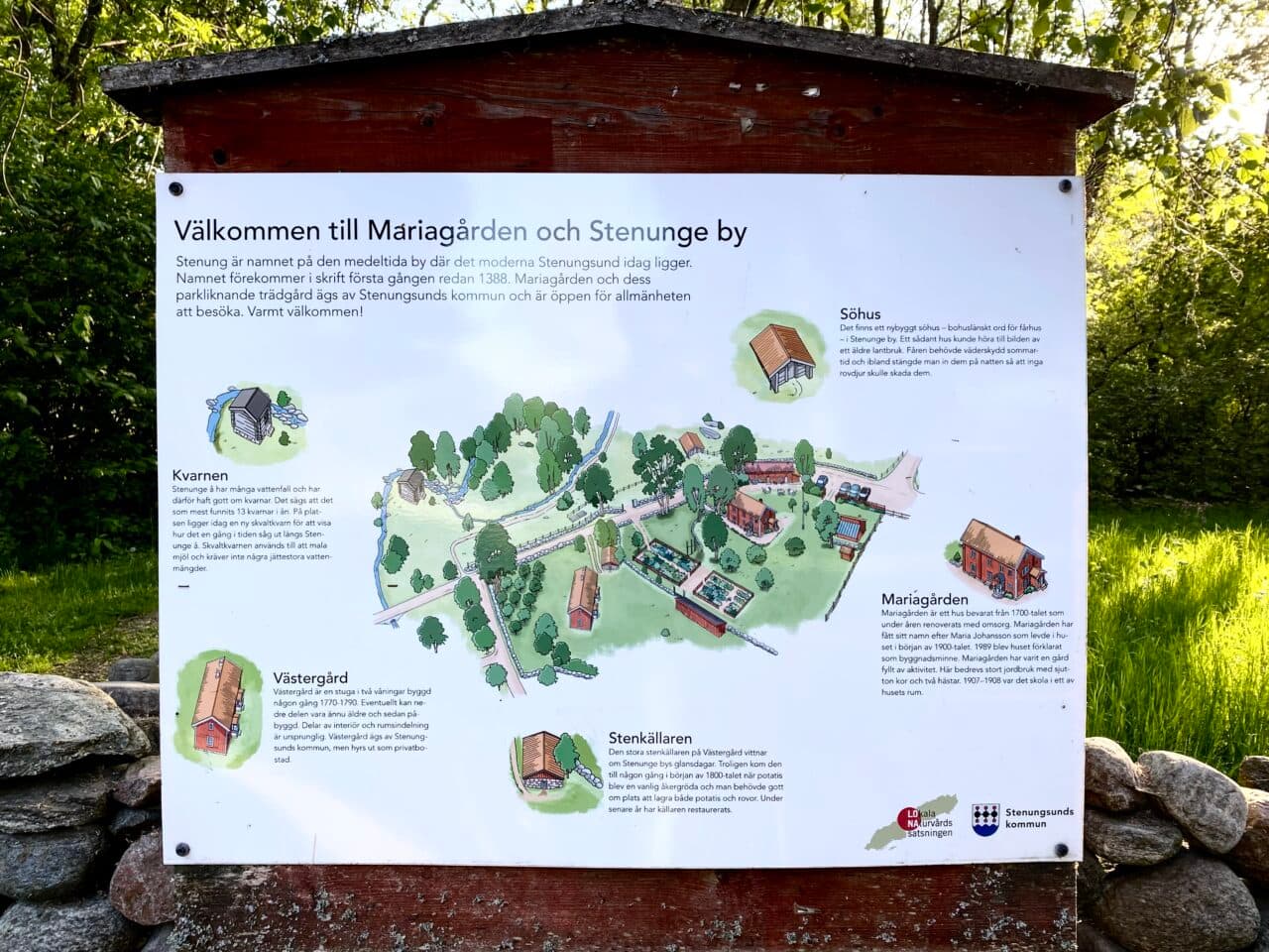 Informationsskylt om Mariagården och Stenunge by